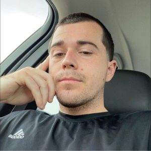 Meet your Posher, Evan